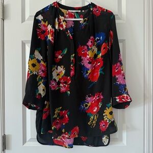 Floral V-Neck Tunic Top - Black Floral
